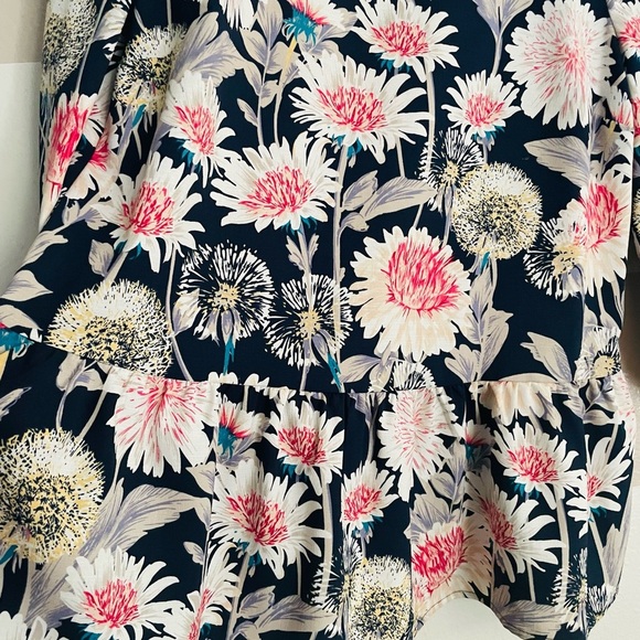 Floral Print Blouse with Pink and White Flowers Size Small - Picture 2 of 6